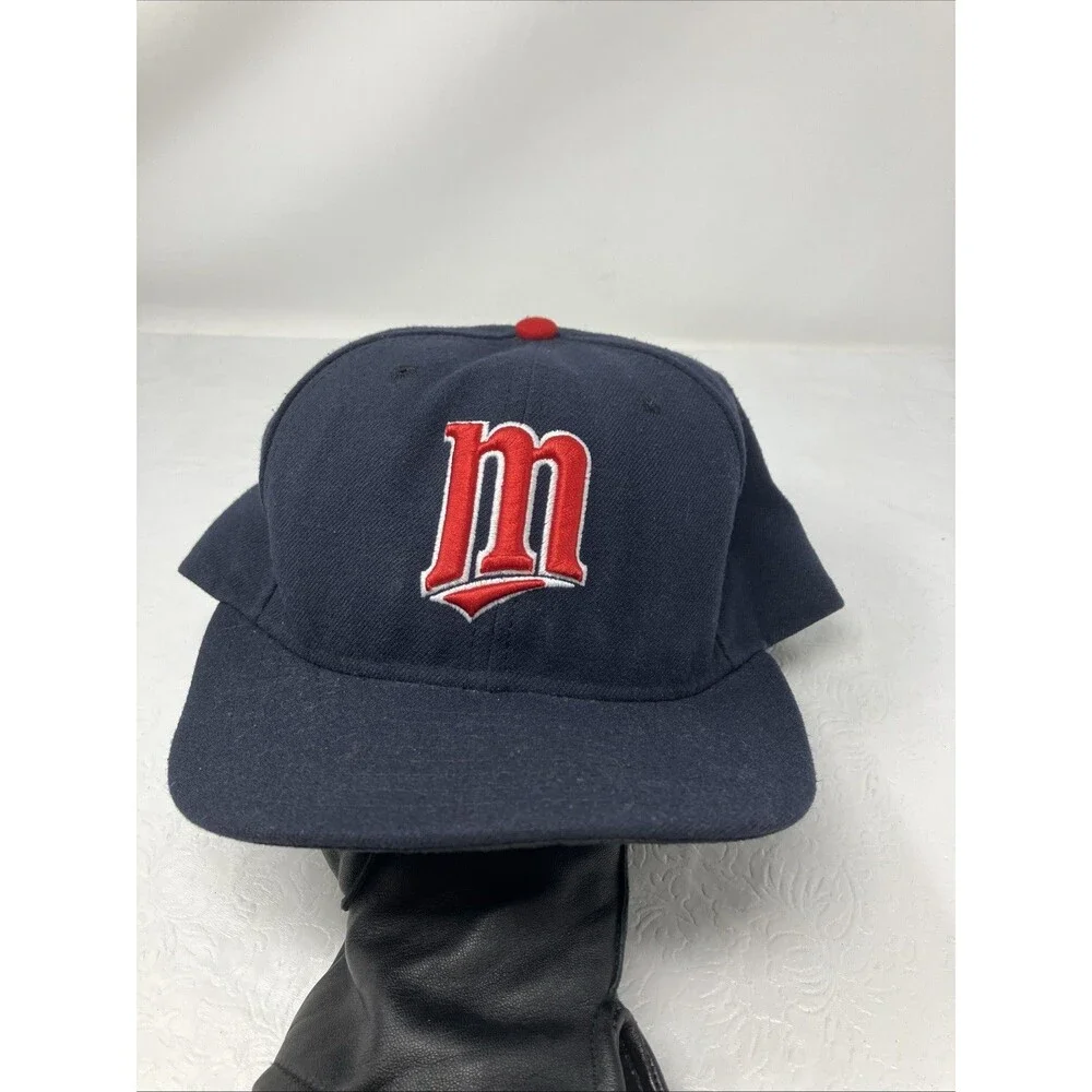 Minnesota Twins New Era 59Fifty Fitted Hat Cap 7-5/8 Cool Base Blue Retro Logo
